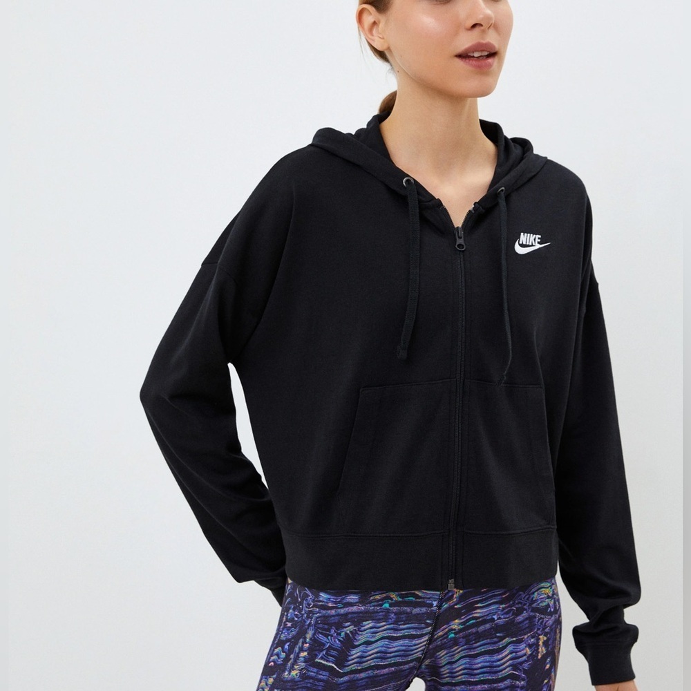 Nike Women's Black Zip-Up Hoodie Light Weight